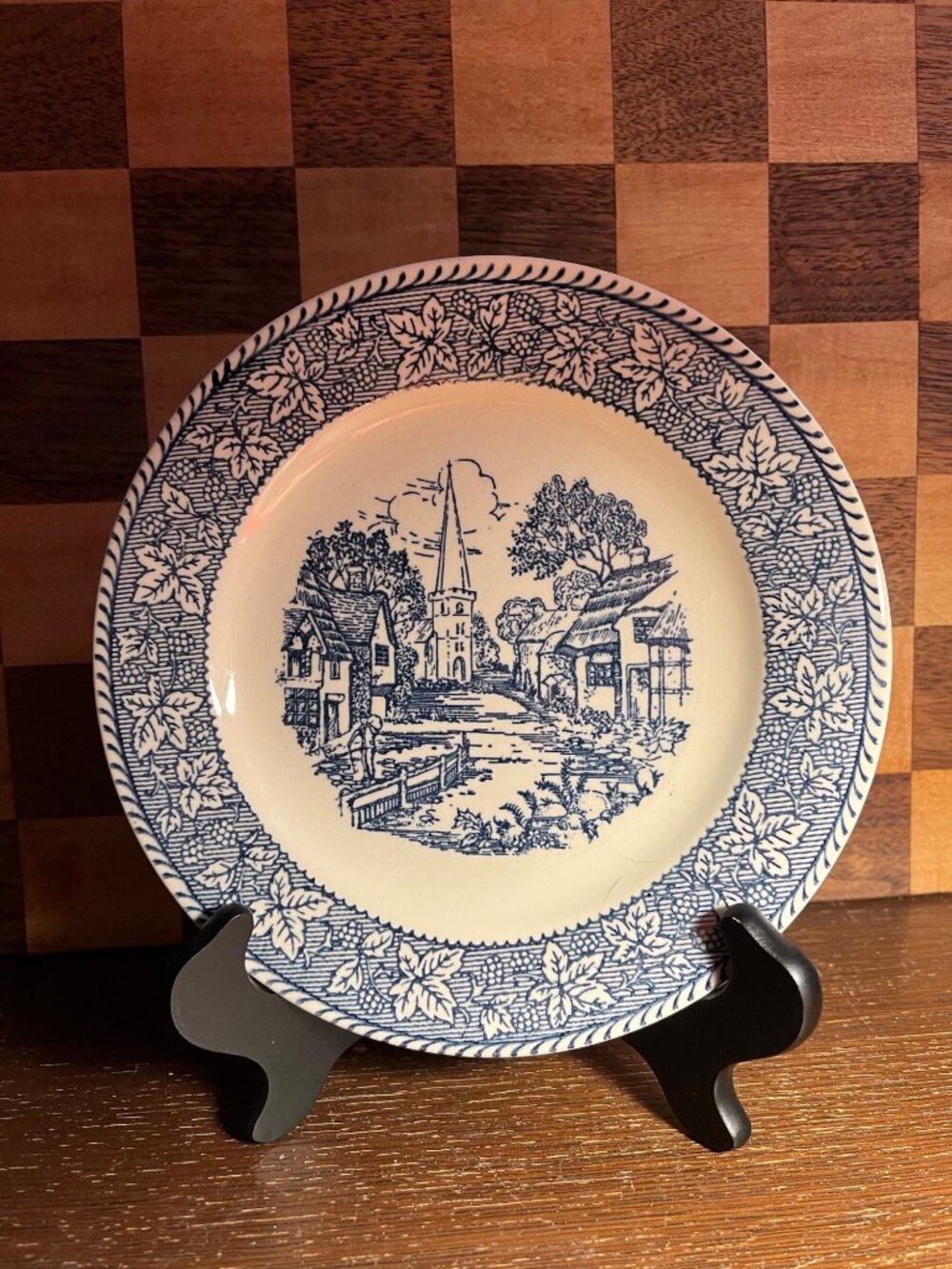 Homer Laughlin Shakespeare Country Blue and White Dessert Plate A951